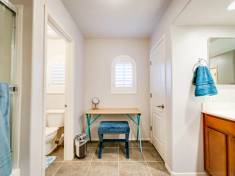 3327 E Loma Vista St — Photo 19