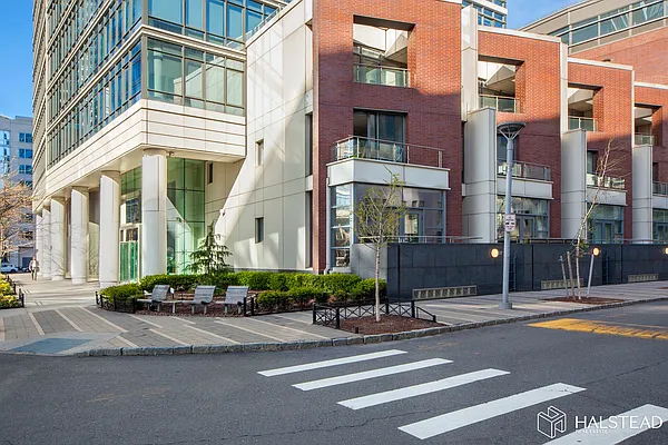 Sold by Brown Harris Stevens | media 39