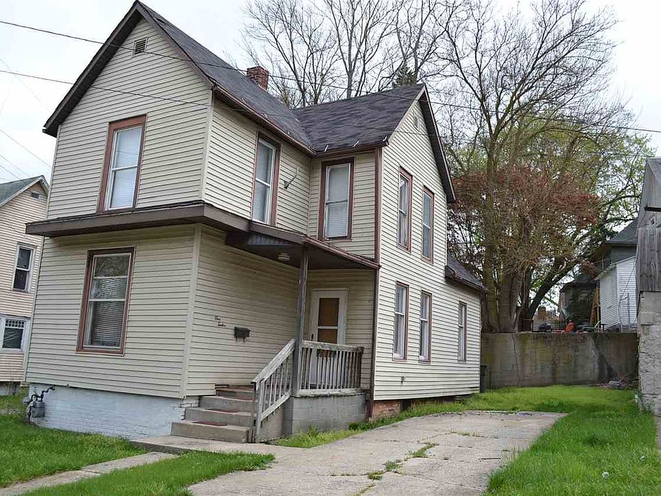 1st image of 112 N 5th St
