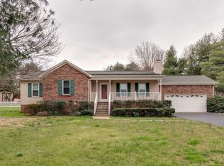 912 Bedford Pl, Columbia, TN 38401
