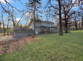 2730 N Ayp Rd, Freeport, IL 61032