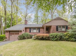 1054 Seward Ave, Westfield, NJ 07090