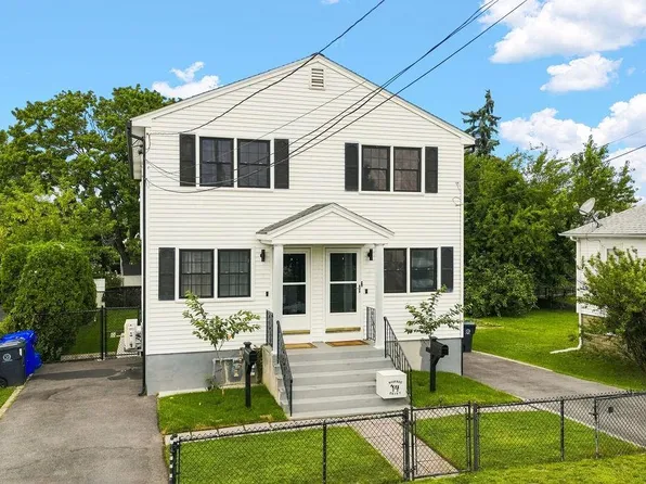 12-14 Parsons St, East Providence, RI 02914
