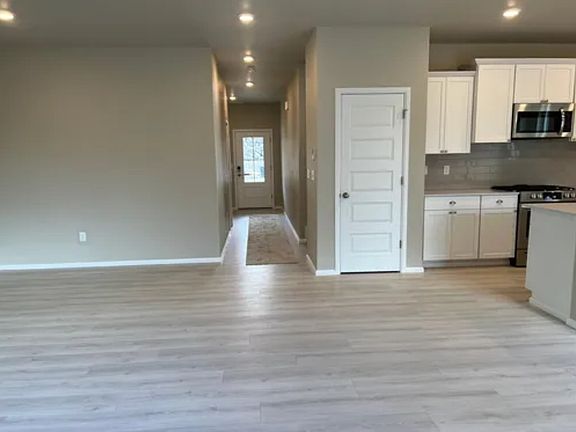 3rd image of 4373 Nettle Dr SE