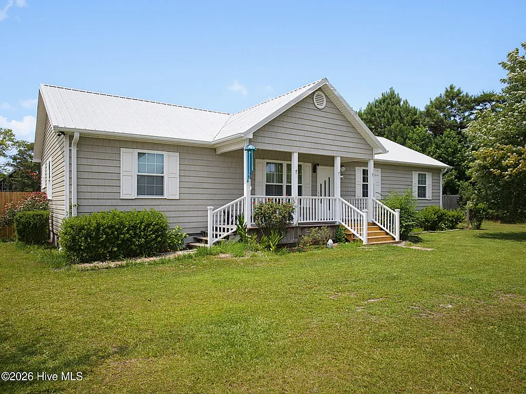 1211 Old Folkstone Rd — Photo 3