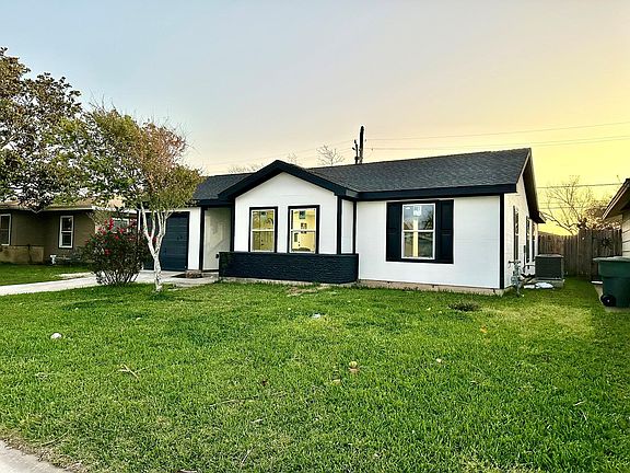 2nd image of 10 Gulf Ln