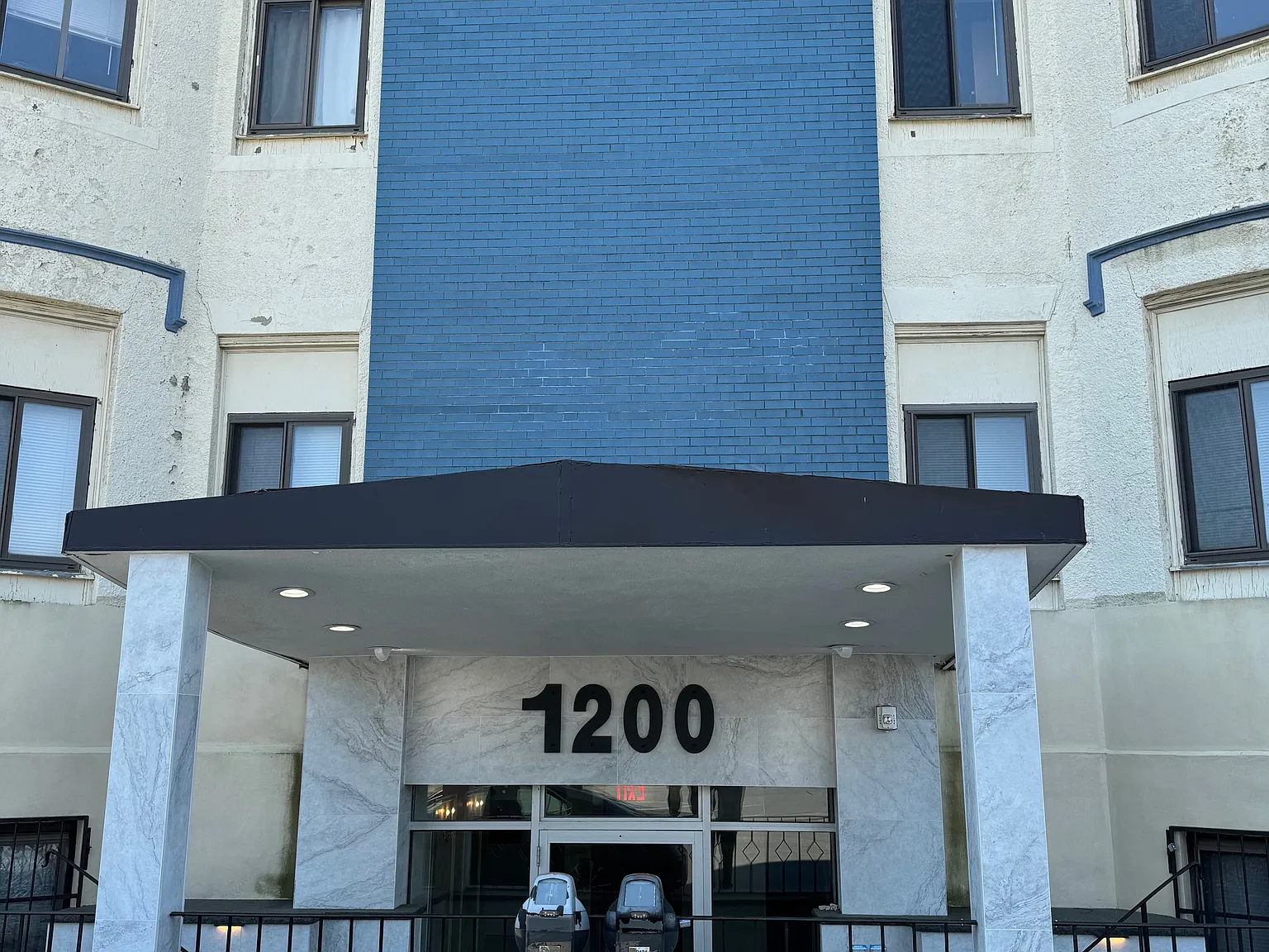 1200 Commonwealth Ave — Photo 1