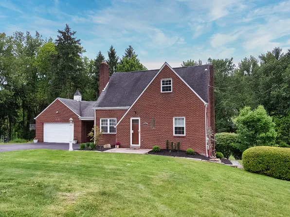 212 Hays Rd, Pittsburgh, PA 15241