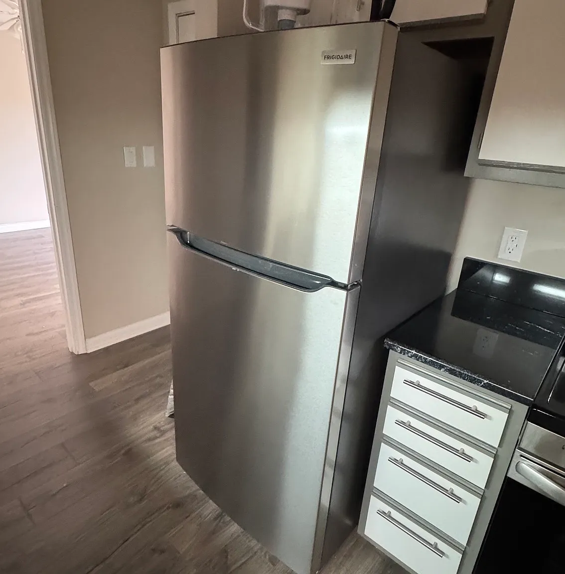 1 bed, 1219 sqft, $800 — Photo 4