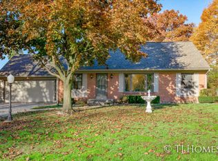 7351 Westwood Dr, Jenison, MI 49428