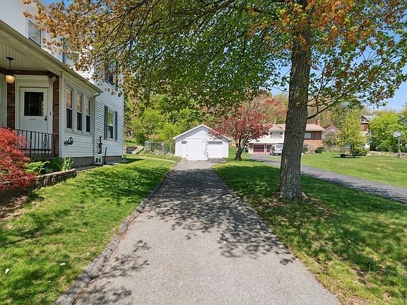 3rd image of 45 Greenwood Ave