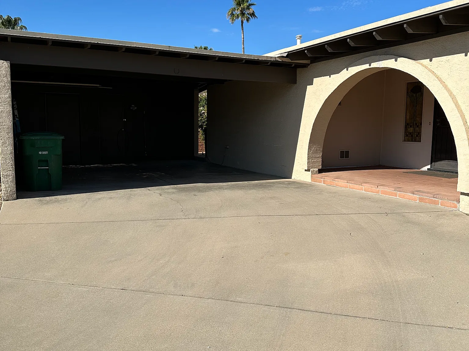 156 E Paseo De Golf — Photo 2
