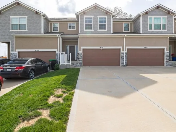 16211 Moon Shot St #7-B, Parkville, MO 64152