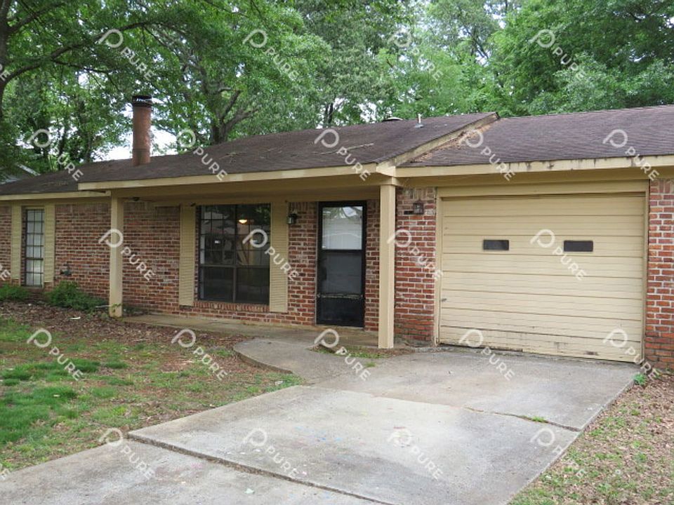 1st image of 3606 White Oak Way SW
