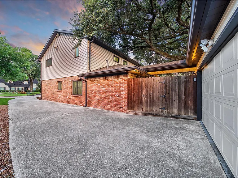 950 Del Norte St — Photo 39