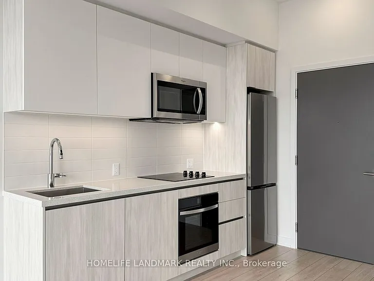 5858 Yonge St #LPH25 — Photo 9