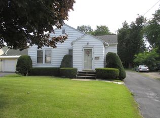 79 Oneida St, Oneonta, NY 13820