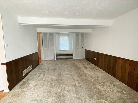 5th image of 435 Fruitwood Dr