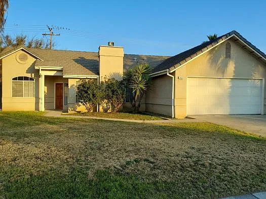 3163 Holly Ct