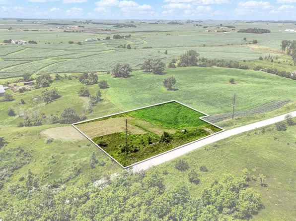 32135 645th Ave, Maxwell, IA 50161