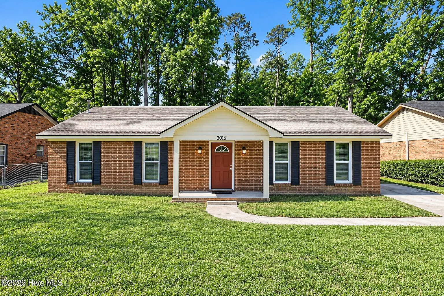 3 bed, 2.0 bath, $1,475 — Photo 1