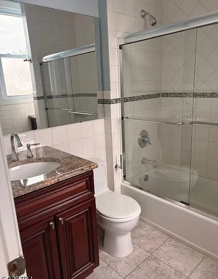 198 Van Buren St #2 — Photo 11