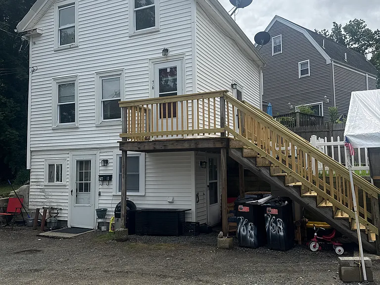 76 Lowell St #A — Photo 1