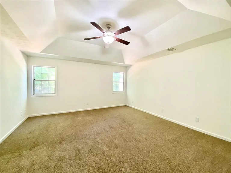 640 Suwanee Lakes Cir — Photo 19