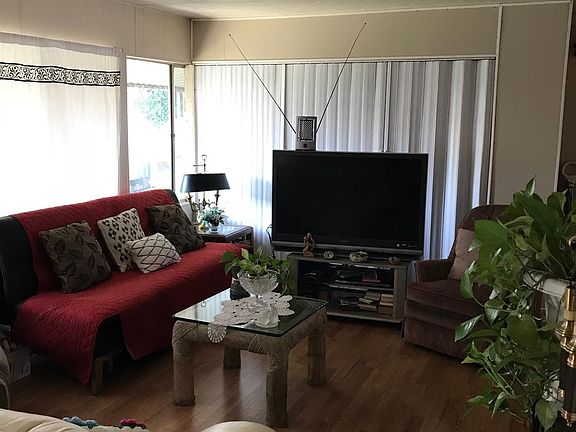 5th image of 7545 Debutante Ln