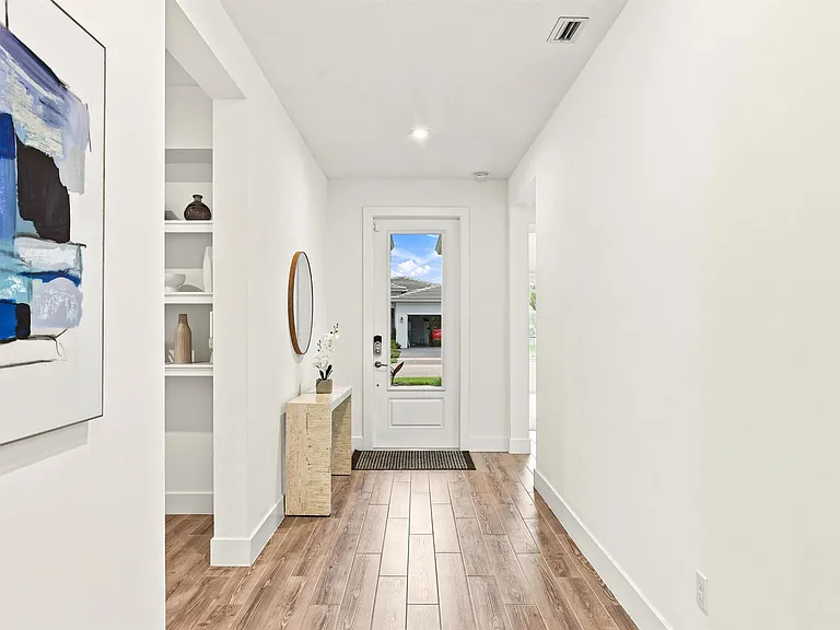11724 SW Aquila Way — Photo 5