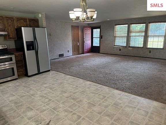 3rd image of 78 Merritt St