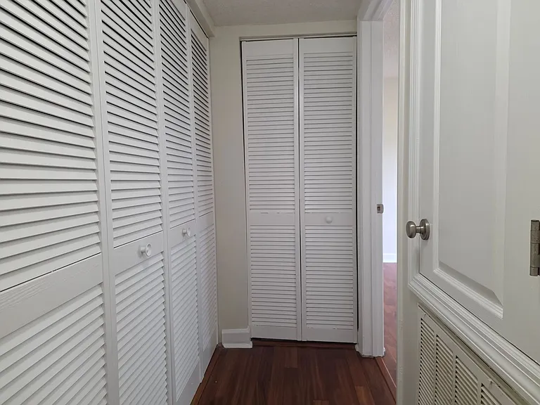 2031 Dixie Belle Dr #I — Photo 20