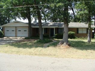 112 Bobwhite Trl, Fredericksburg, TX 78624