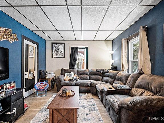 5th image of 1733 Wilkinson Ave