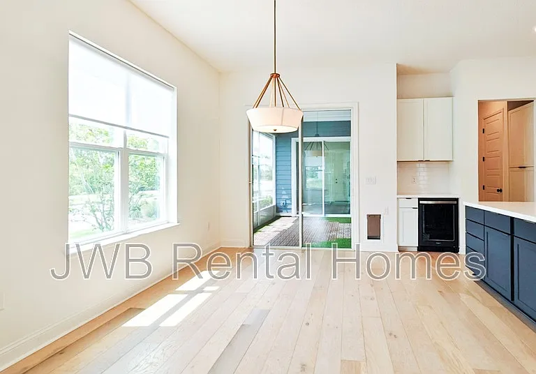 274 Daydream Ave — Photo 4