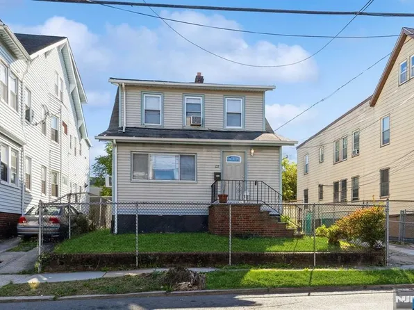 122-124 Vermont Ave, Newark, NJ 07106