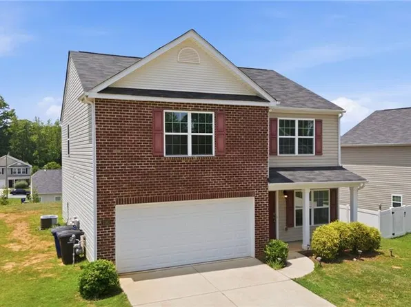 2360 Whisperwood St, Rural Hall, NC 27045