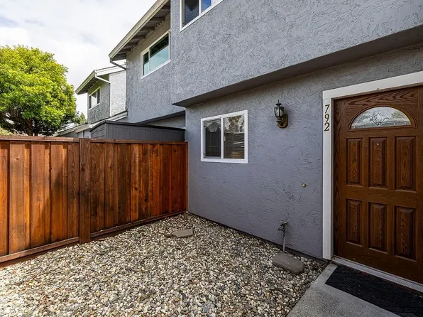 792 Racquet Club Cir, Rohnert Park, CA 94928