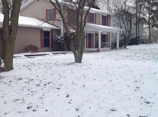 411 Roxbury Ln, Noblesville, IN 46062