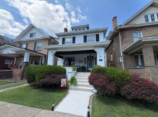 1119 10th St, Huntington, WV 25701