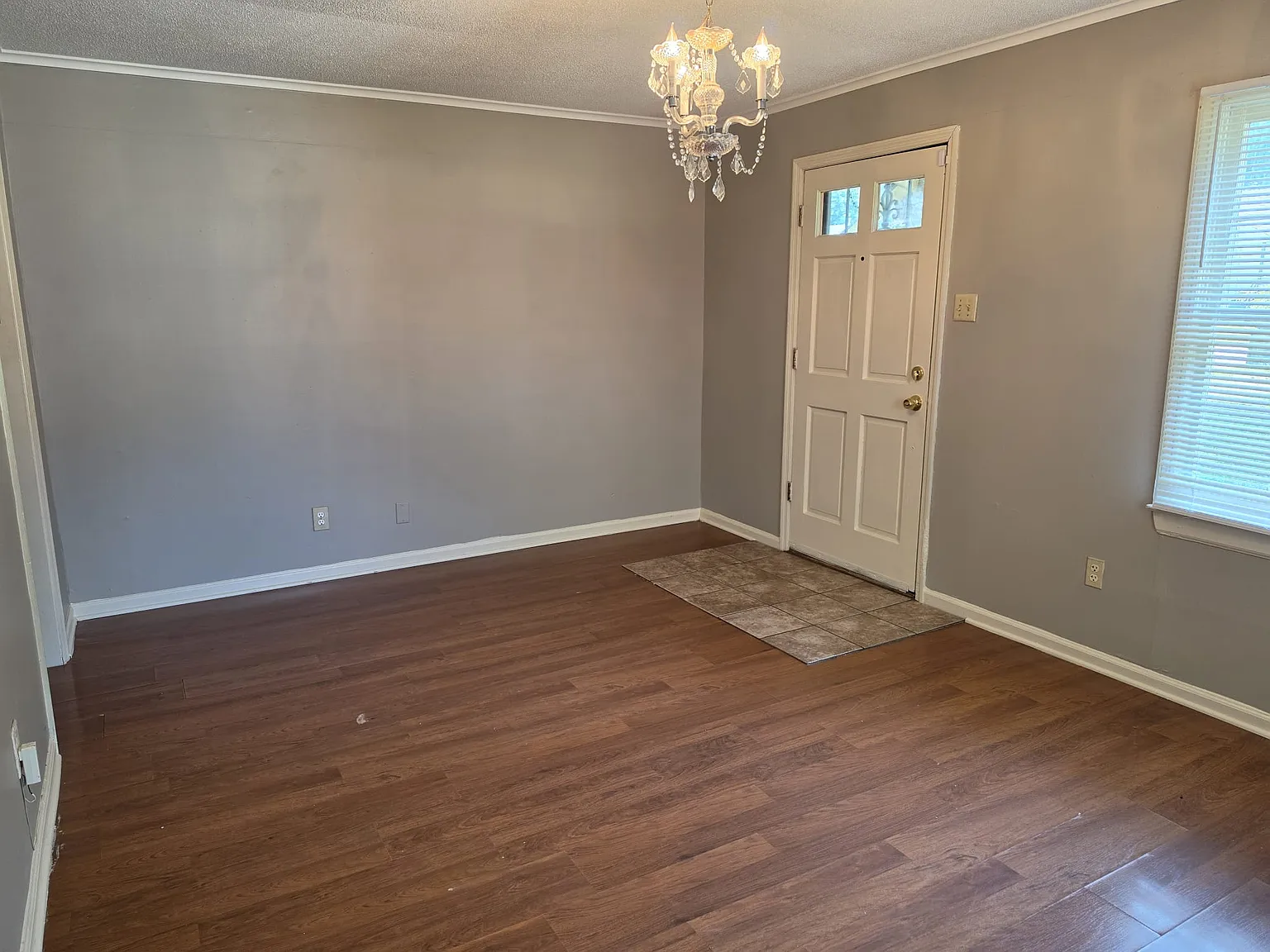 3 bed, 1172 sqft, $995 — Photo 4