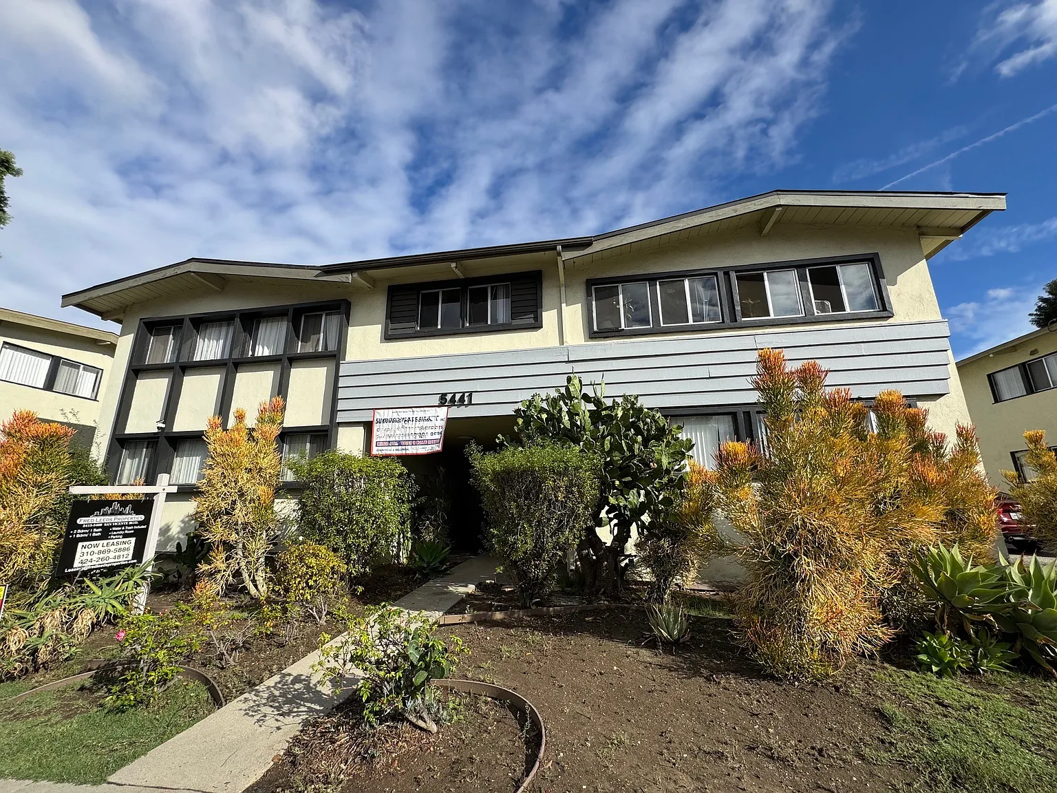 5415 West San Vicente — Photo 4