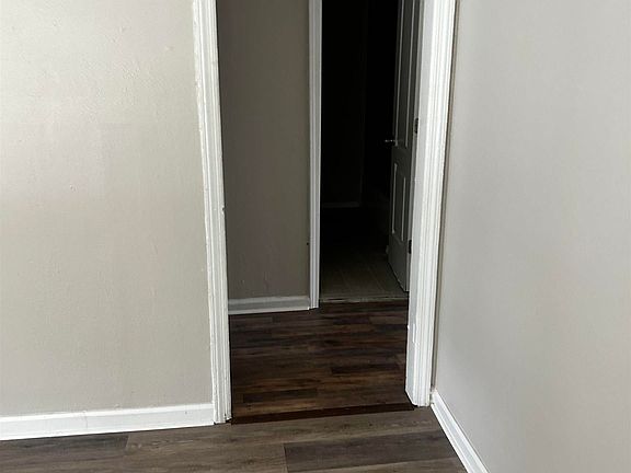 4th image of 1903 7th St SE