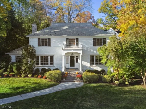 6 Cleveland Rd, Summit City, NJ 07901
