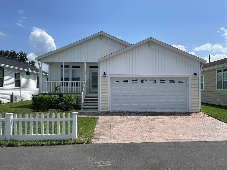 1st image of 780 Grand Arbor Way
