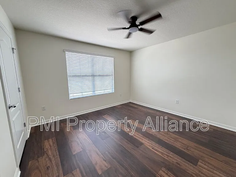 131 Bella Dr — Photo 22