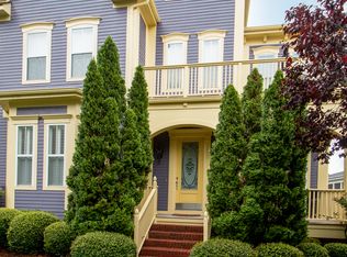 17019 Hedgerow Park Rd, Charlotte, NC 28277