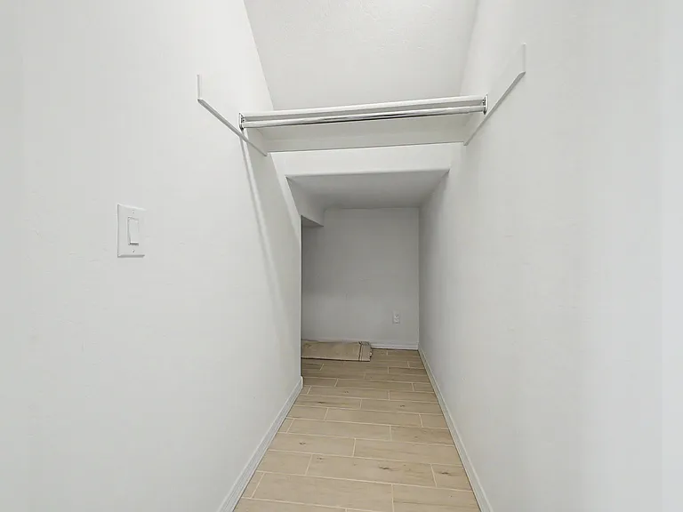 5737 W Getty Dr — Photo 21