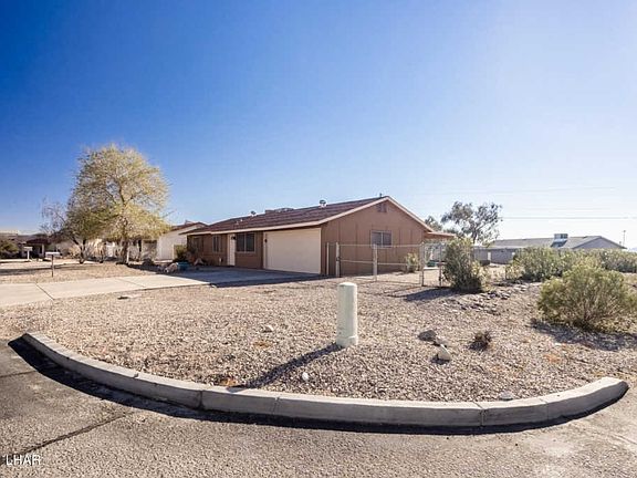2nd image of 1295 Bombay Ln