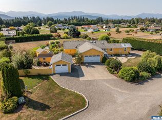 20 Falconcrest Ct, Sequim, WA 98382